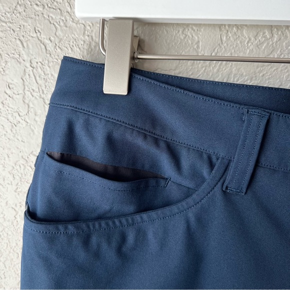Lululemon ABC Pant Navy - Picture 6 of 15